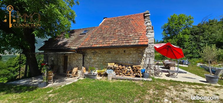 Propriété 3 pièces 120 m²