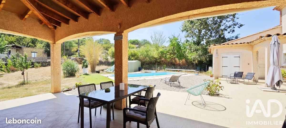 Maison 8 pièces 247 m² · à Salazac · 247 m² · 468 000 €