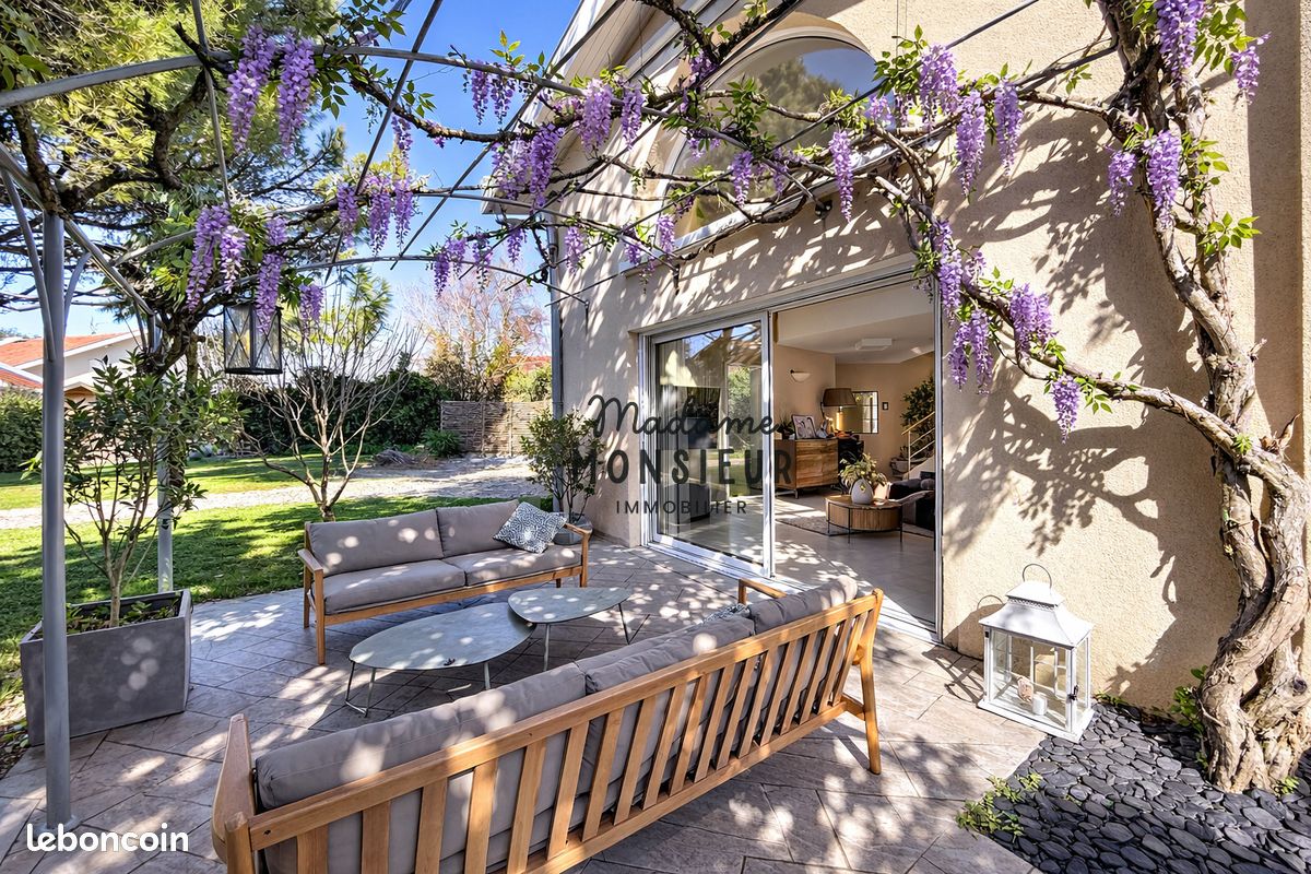 Maison 6 pièces 176 m² · à Bourgoin-Jallieu · 176 m² · 559 000 €