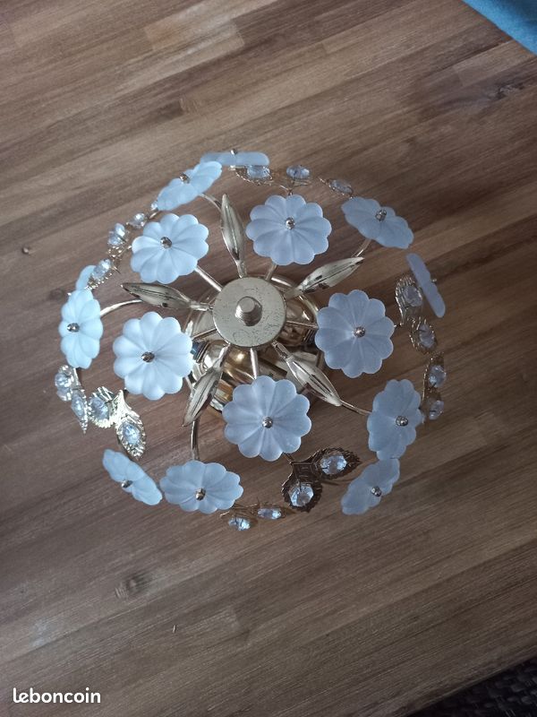 Luminaire (image 1)