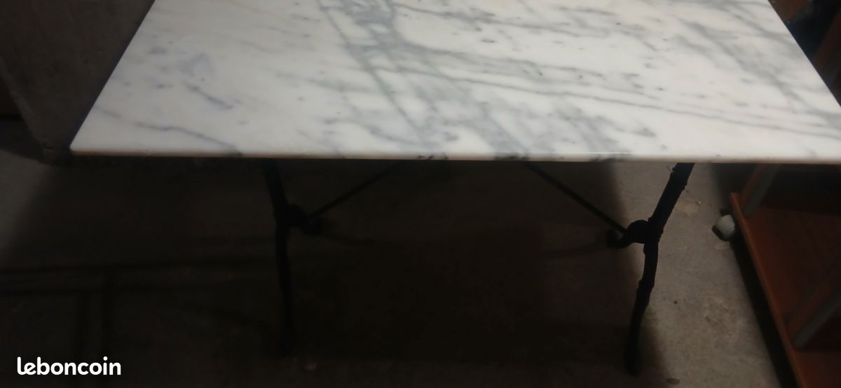 Table en marbre (image 2)