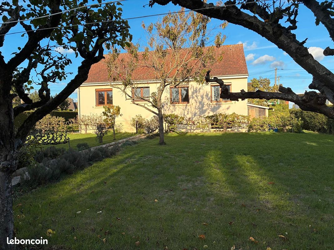 Maison 5 pièces 85 m² · à Saint-Martin-de-May · 85 m² · 265 000 €