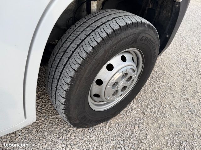 Citroen JUMPER FG 7 PLACES L2H1 2.2 BLUEHDI 165 DRIVER CABINE APPROFONDIE (image 9)
