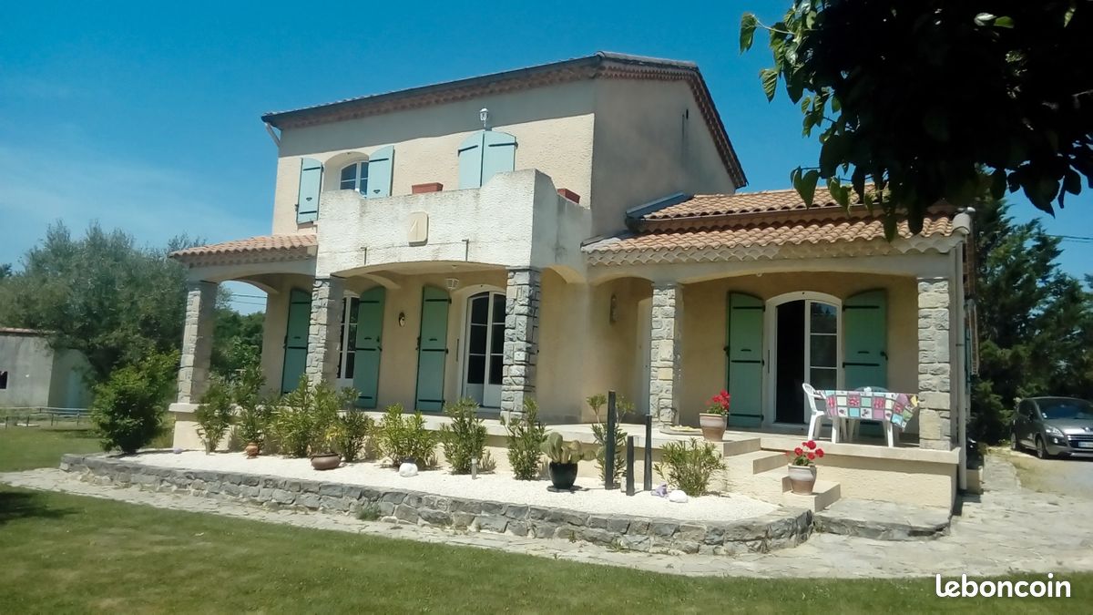 Maison 6 pièces 150 m² · à Saint-Privat-des-Vieux · 150 m² · 295 000 €