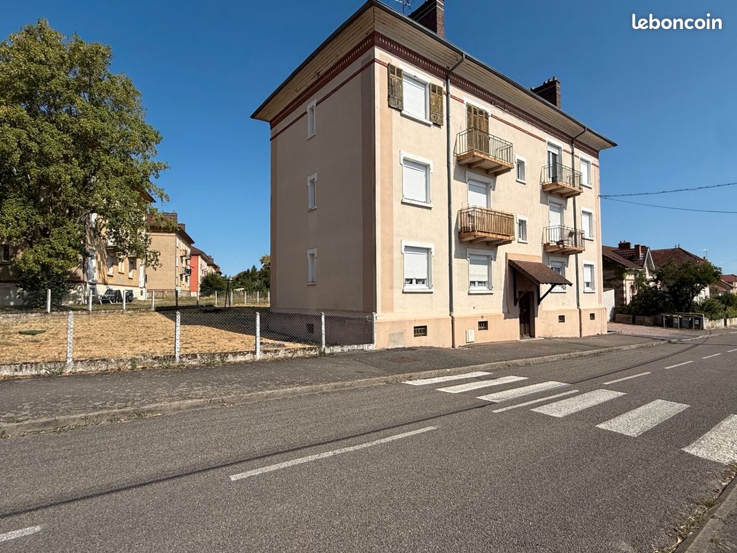Immeuble 360 m² · à Paray-le-Monial · 360 m² · 359 000 €