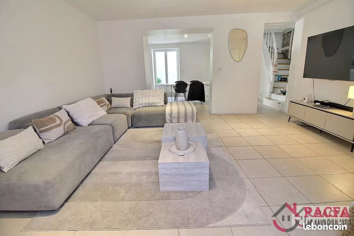 Maison 6 pièces 126 m² · à Castres · 126 m² · 235 000 €