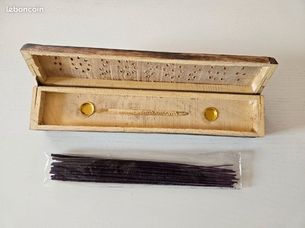 Boîte à encens en bois ajourée + encens (image 7)