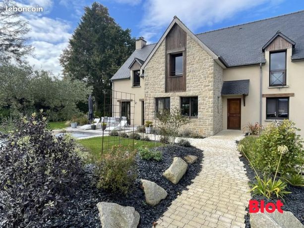Propriété 8 pièces 215 m²