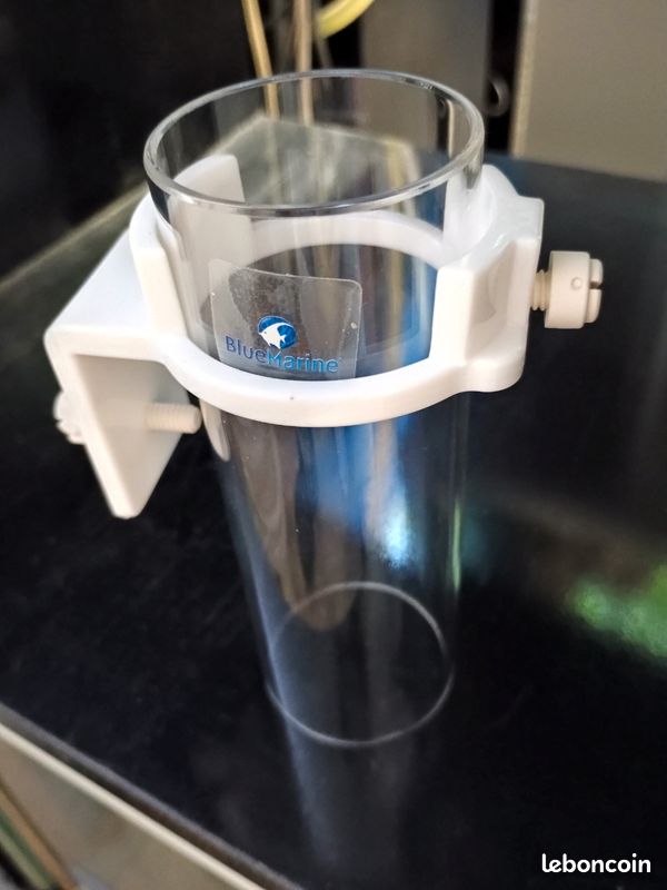 Tube de nourrissage pour poissons, crevettes ou coraux de BlueMarine (image 1)