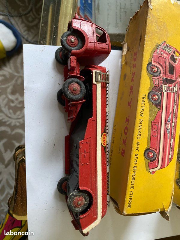dinky toys tracteur panhard Sortie De Grenier Made In France