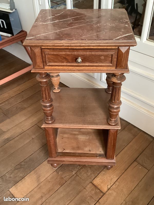 Table de chevet avec marbre (image 1)