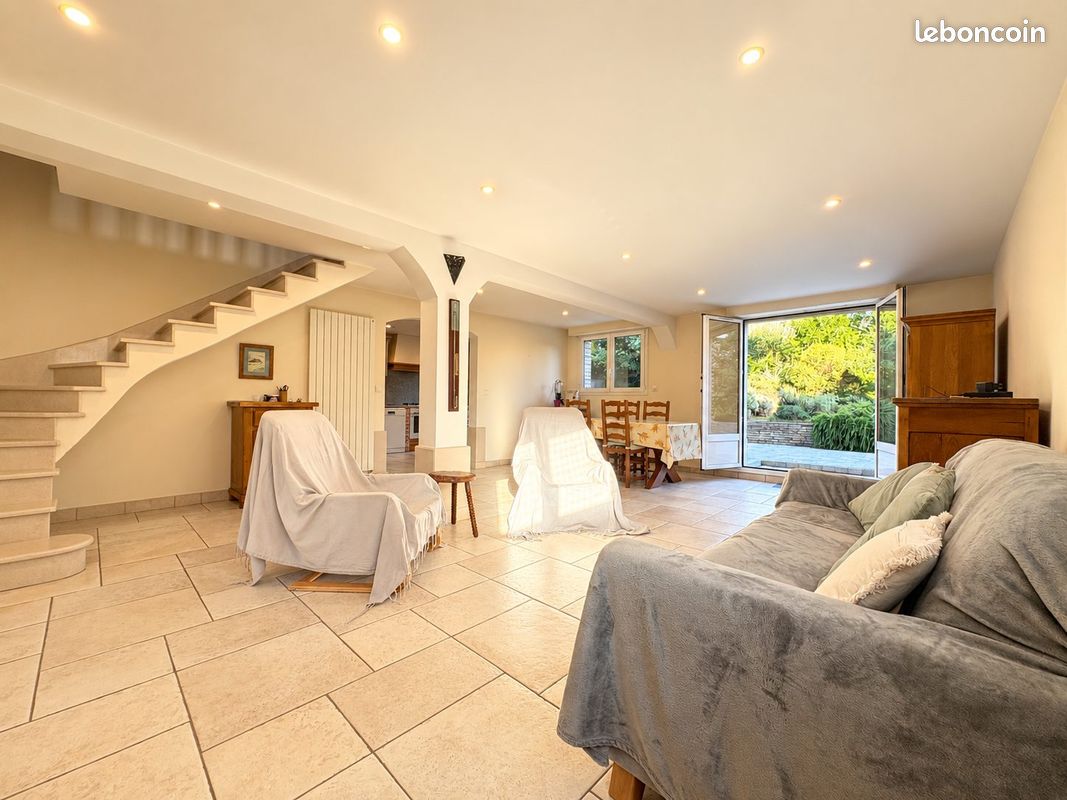 Maison 6 pièces 182 m² · à L'Hay-les-Roses · 182 m² · 820 000 €