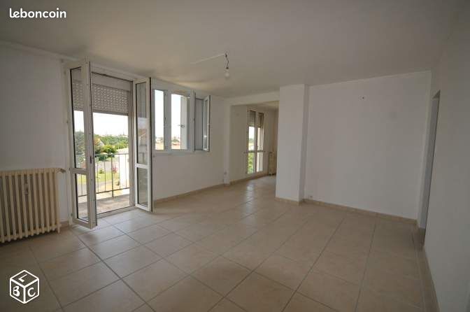 Appartement 5 pièces 77 m² · à Niort · 77,2 m² · 100 000 €
