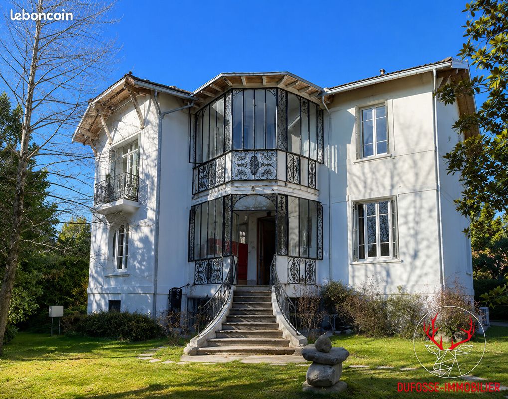 Maison 7 pièces 197 m² · à Dévoluy · 197 m² · 490 000 €