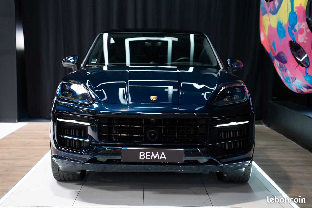 PORSCHE CAYENNE III (2) COUPE 3.0 V6 E-HYBRID 470cv | Malus payé | Black Edition | Toit pano | Matrix LED | BOSE | (image 2)