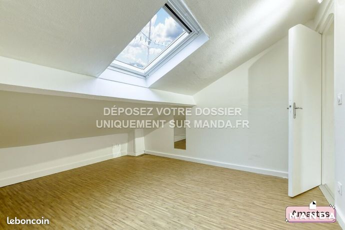 https://img.leboncoin.fr/api/v1/lbcpb1/images/3c/69/e4/3c69e41f3143c08eeba68a0a75dbd3b064bd88dd.jpg?rule=ad-image