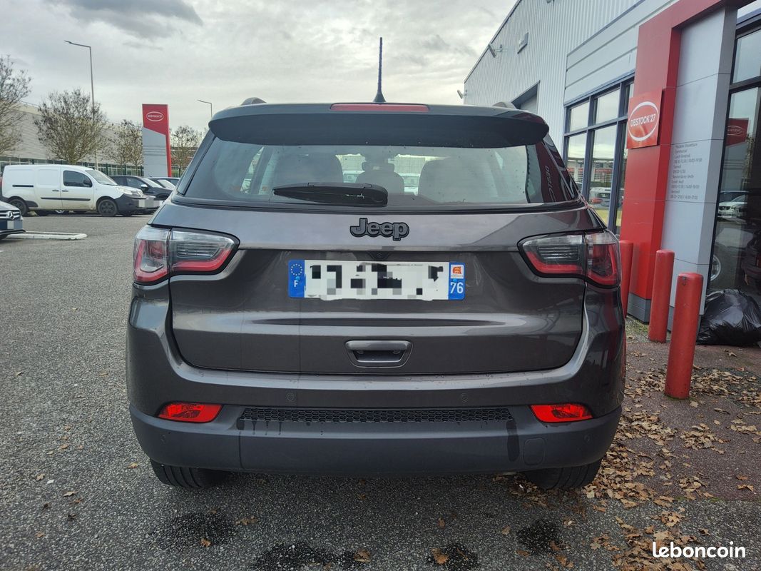 JEEP COMPASS 1.6 I MultiJet II 120 ch BVM6 Brooklyn Edition (image 6)