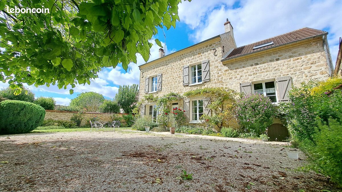 Maison 7 pièces 201 m² · à Auvers-sur-Oise · 201 m² · 745 000 €