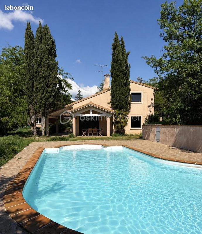 Maison 6 pièces 137 m² · à Génissieux · 137 m² · 449 000 €
