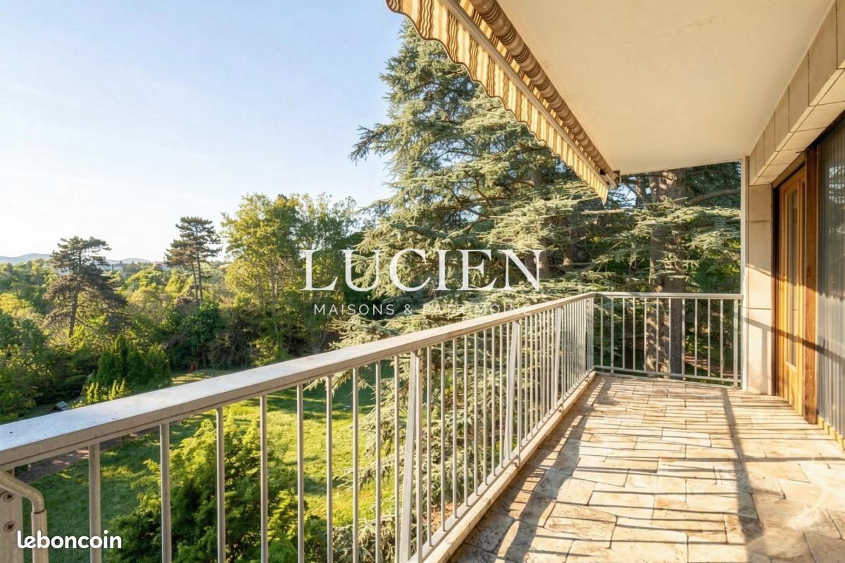 Appartement 6 pièces 133 m² · à Écully · 133 m² · 385 000 €