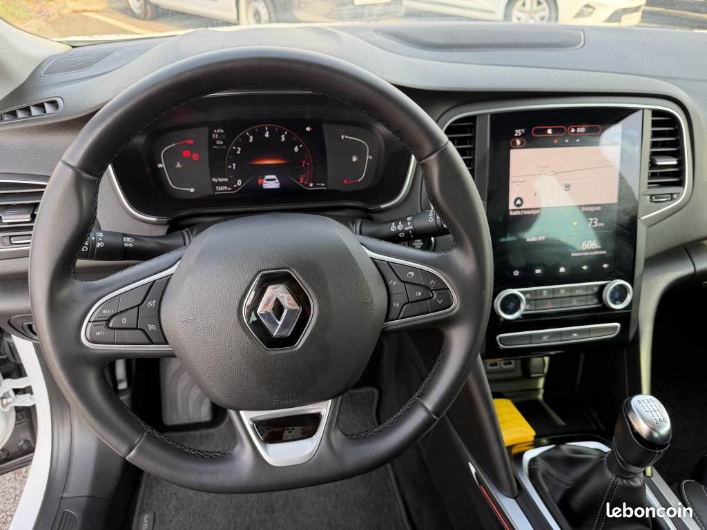 RENAULT MEGANE IV 1.3 TCe - 140 Techno (image 16)
