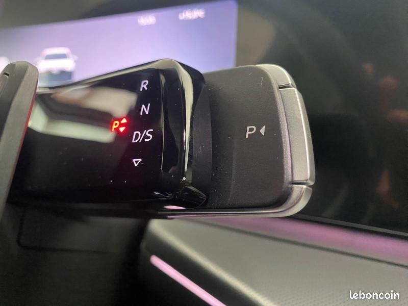 Audi Q3 1.5 e-hybrid 272ch S line S tronic 6 (image 13)