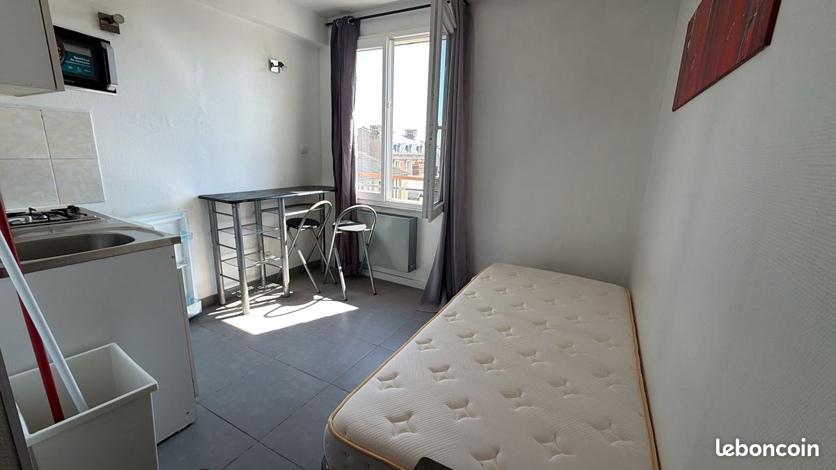 Appartement 1 pièce 15 m² · à Alençon · 15 m² · 320 €