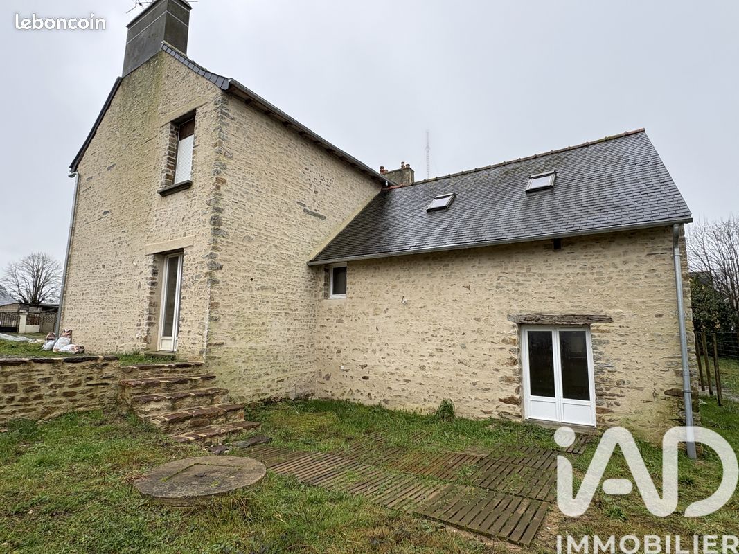 Maison 5 pièces 116 m² · à Thourie · 116 m² · 900 €