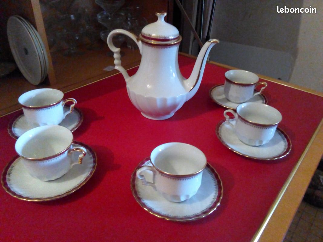Service à café en porcelaine de limoges (image 1)