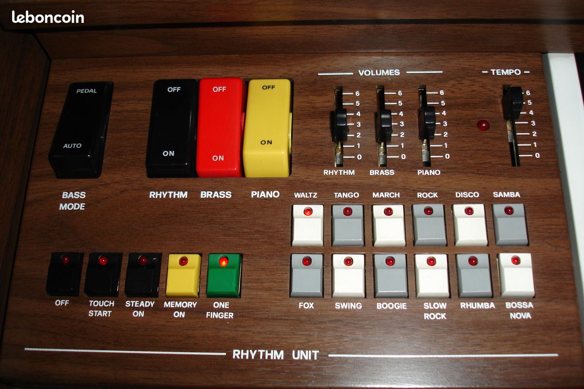 Orgue ELKA 18 bradé (image 3)