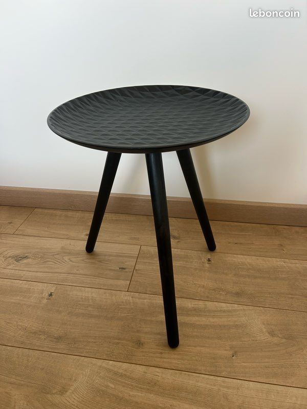 Petite table gigogne (image 1)