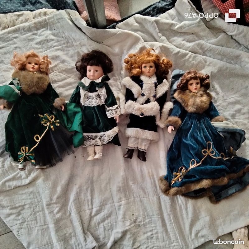 Poupée en porcelaine (image 1)