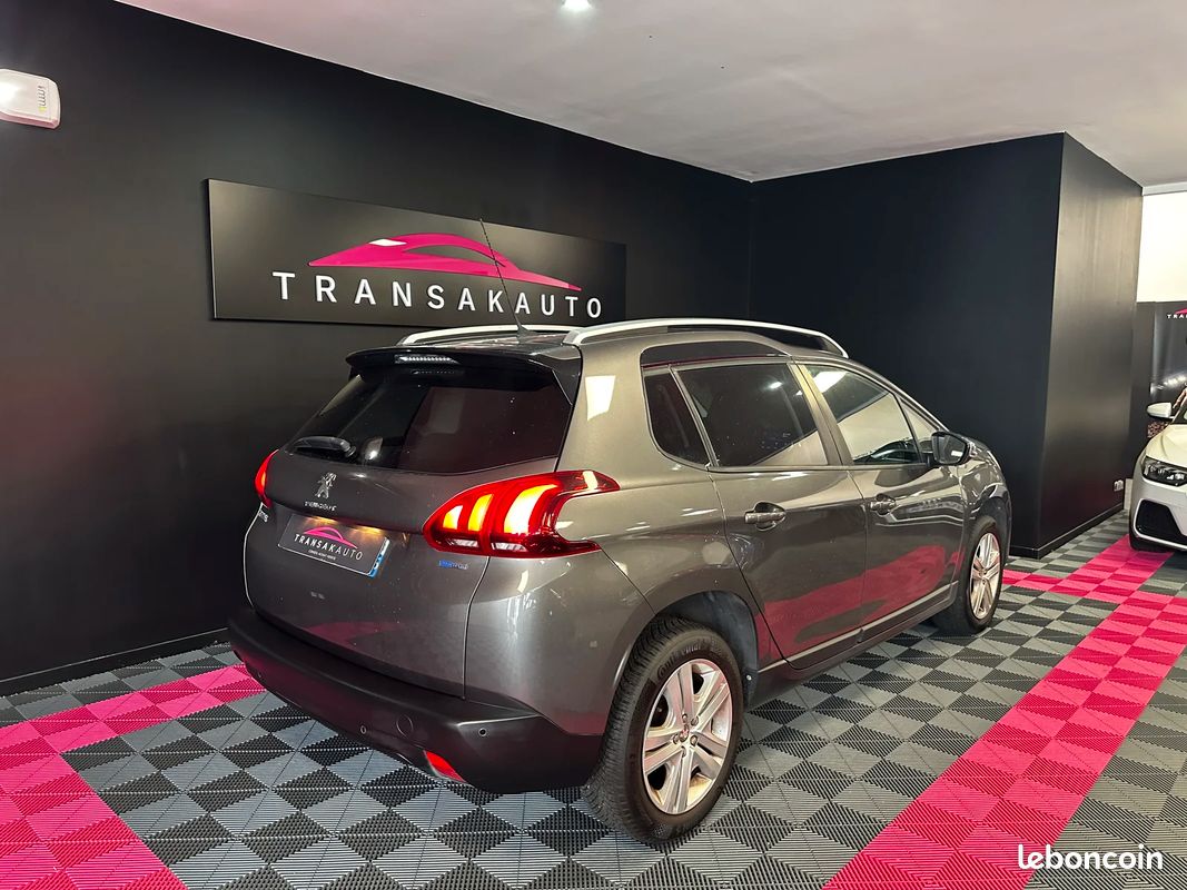 Peugeot 2008 Style 1.2 VTI 82ch - Apple Carplay - KIT DISTRIBUTION OK (image 5)
