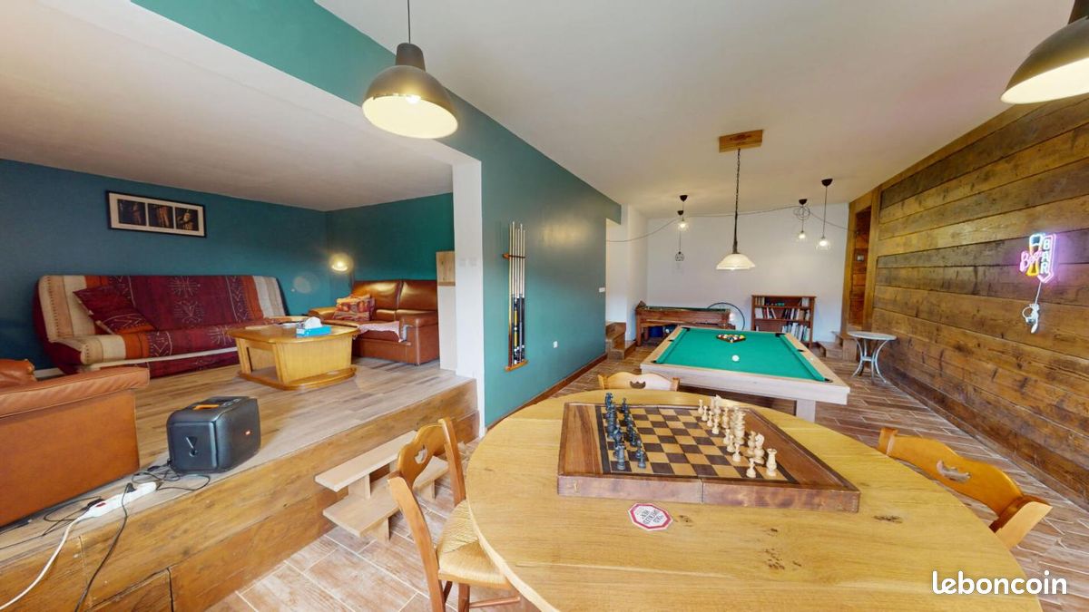 Ferme 11 pièces 246 m² (image 1)