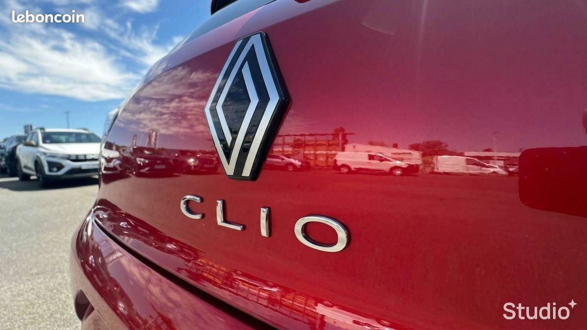 RENAULT Clio Blue dCi 100 ch GSR2 Evolution (image 25)