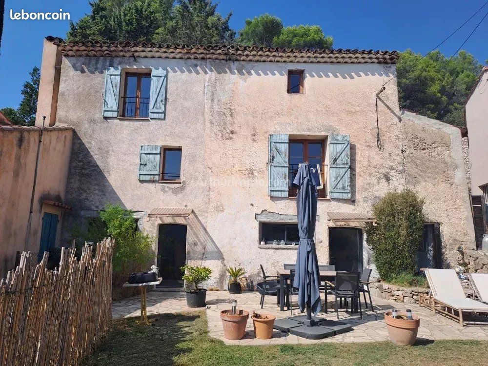 Maison 7 pièces 110 m² · à Villecroze · 110 m² · 399 000 €