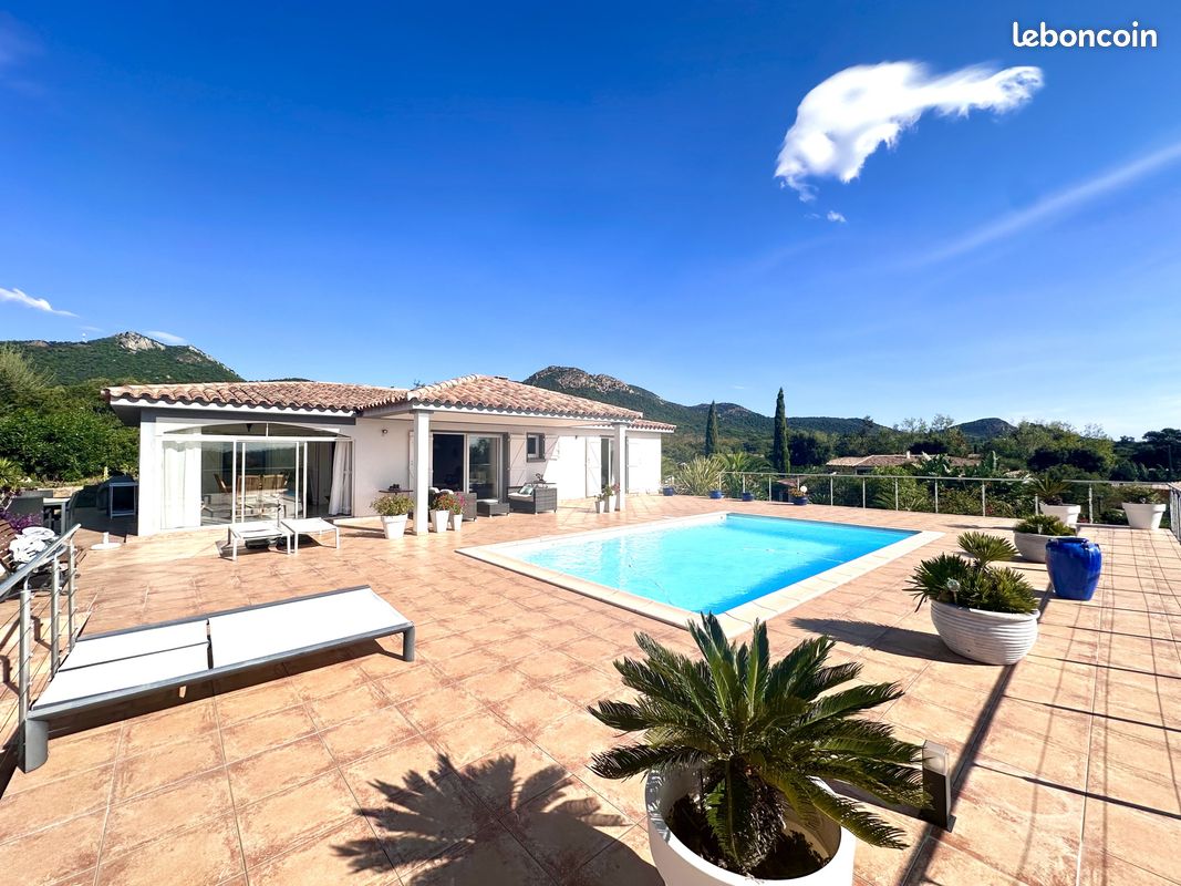 Maison 7 pièces 270 m² · à Zonza · 270 m² · 1 099 000 €