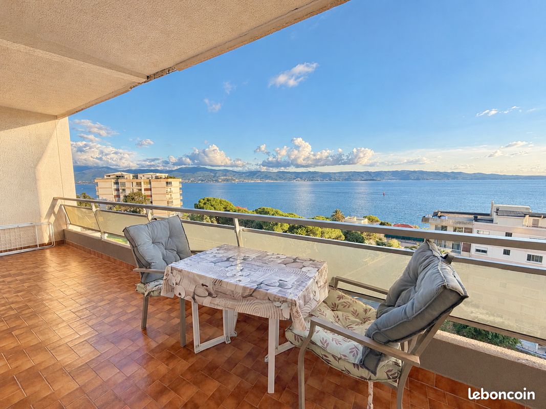 Appartement 2 pièces 40 m² · à Ajaccio · 39,7 m² · 955 €/mois