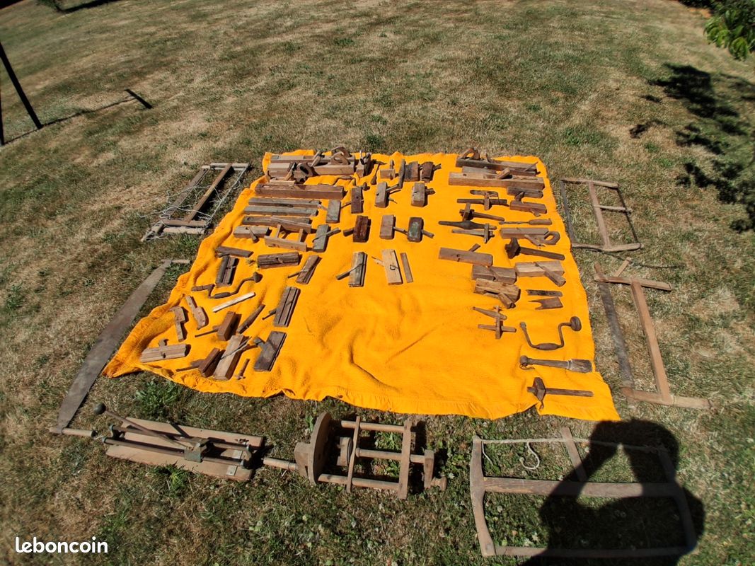 Outillage ancien en bois en lot (image 1)