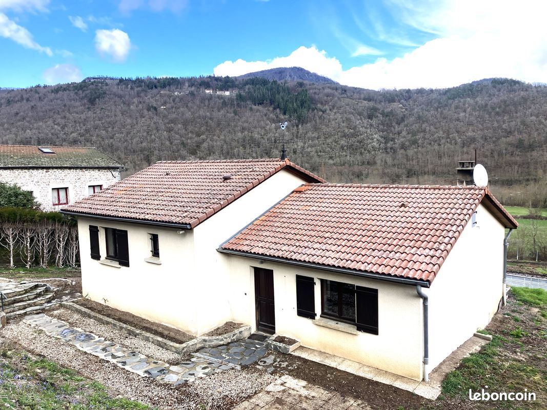 Maison 4 pièces 90 m² · à Vorey · 90 m² · 149 000 €