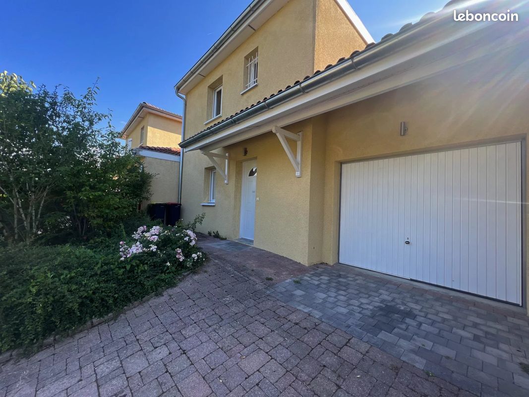 Maison a louer oyonnax - 4 pièce(s) - 97 m2 - Surfyn