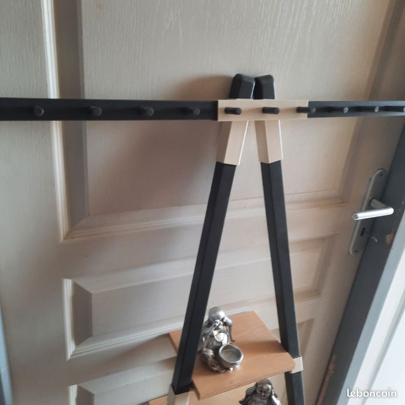 étagère échelle IKEA
Créateur : Thommy Bengtsson (image 3)