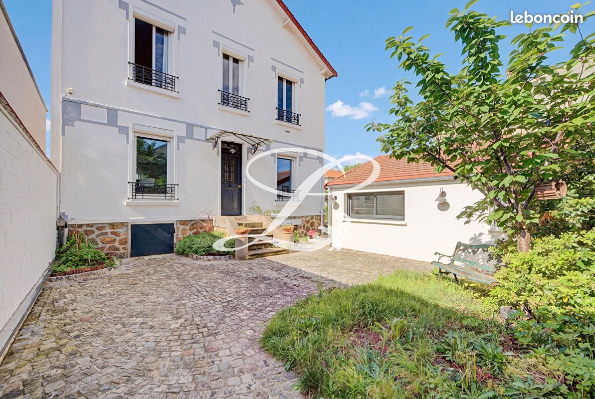 Maison 6 pièces 139 m² · à Le Mesnil-le-Roi · 139 m² · 1 060 000 €