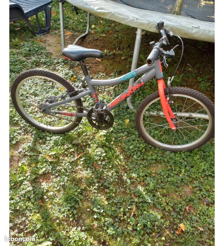 Velo garçon 6/8 ans intersport Prix neuf 119 Vélos