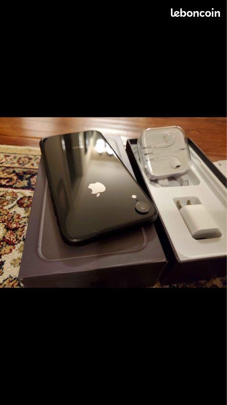 IPhone XR (image 2)