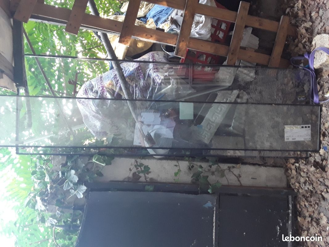 Plusieurs articles vitres simples doubles ferrures doubles de portes ect... (image 1)