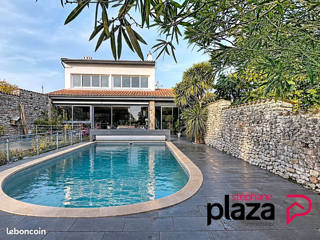 Maison 6 pièces 186 m² · à Vaux-sur-Mer · 186 m² · 845 000 €