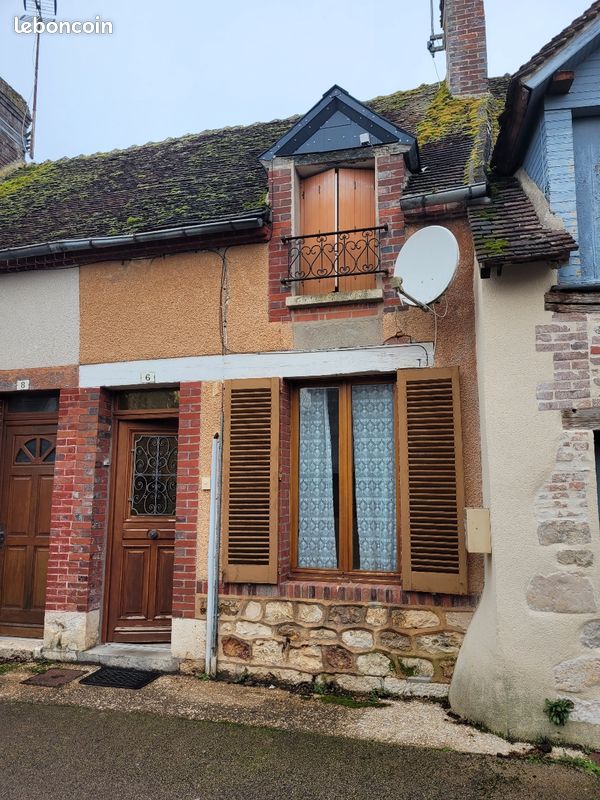 Maison 3 pièces 49 m² · à Bléneau · 49 m² · 500 €