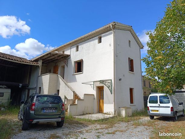 Immeuble 9 pièces 203 m²