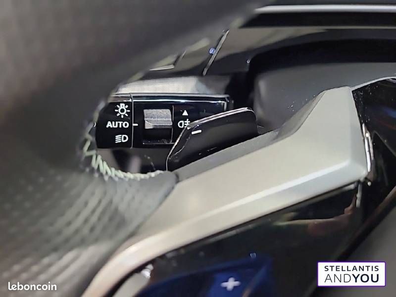 Peugeot 3008 Hybrid 136 e-DCS6 GT (image 26)